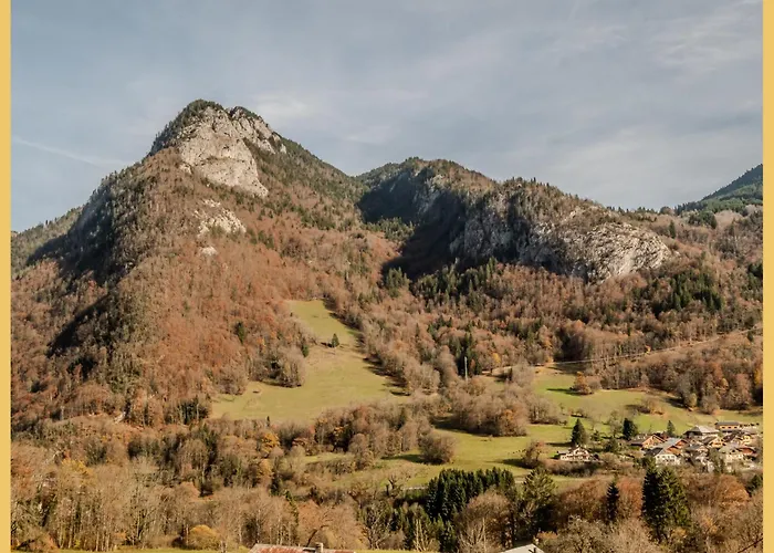 Le Chateau Dans Le Ciel * La Baume